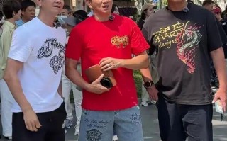 【八八瓜网】"知三当三"专业户！某女星专撬墙角，大佬太太们集体抵制