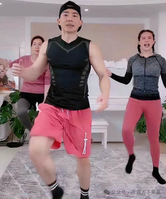 刘畊宏直播崩盘！失控怒吼引爆全网震怒，9天狂掉23万粉背后真相  第1张